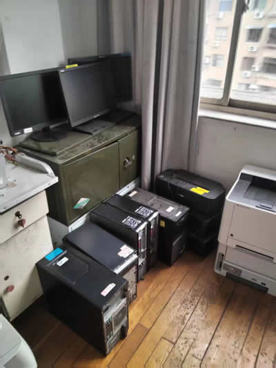 宁波市奉化区三横工业区企业单位旧电脑回收实拍
