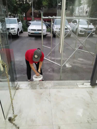 宁波市奉化区圆峰路店面房清理实拍