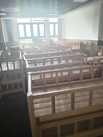 宁波市奉化区金海幼儿园幼儿床实拍。